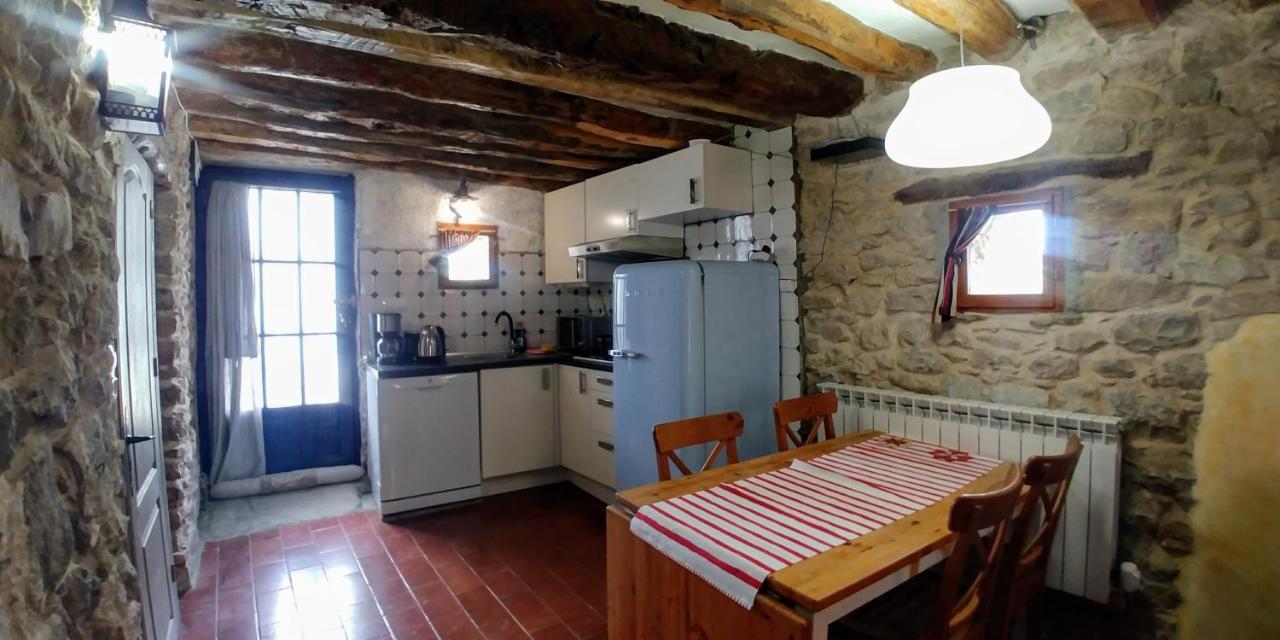 Апартаменти Apartamento Sierra De Guara Paules Екстер'єр фото